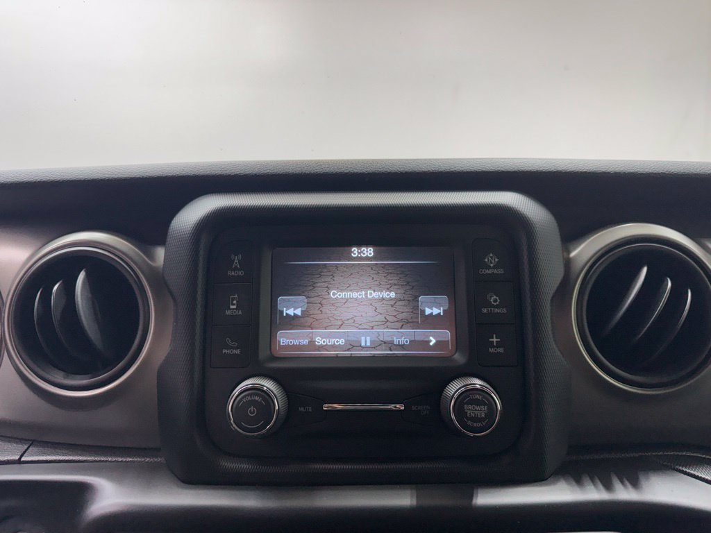 Used 2018 Jeep Wrangler Unlimited Sport S AWD/4WD image 15