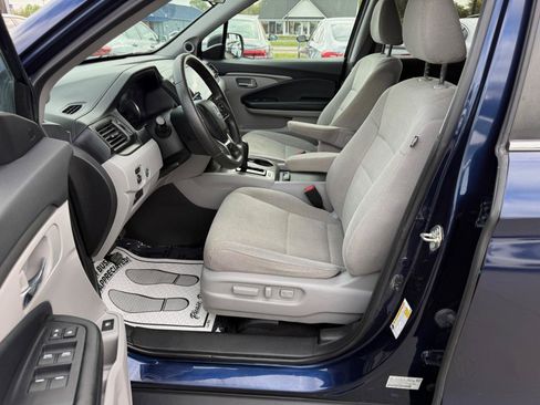 Used 2020 Honda Pilot EX image 9