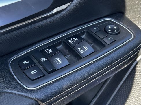 Used 2019 RAM 1500 Sport w/ Level 2 Equipment Group image 21