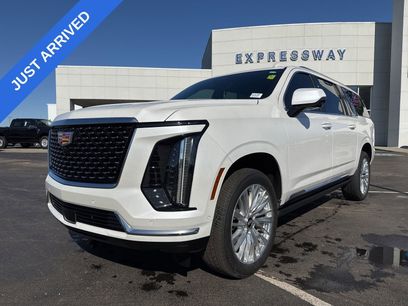 Used 2025 Cadillac Escalade ESV Premium Luxury