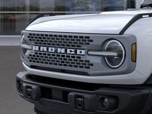 New 2025 Ford Bronco Badlands AWD/4WD image 19