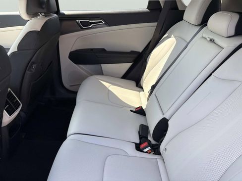 New 2026 Kia Sportage EX FWD image 18