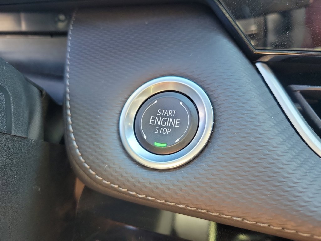 Used 2025 Chevrolet Equinox LT FWD image 34