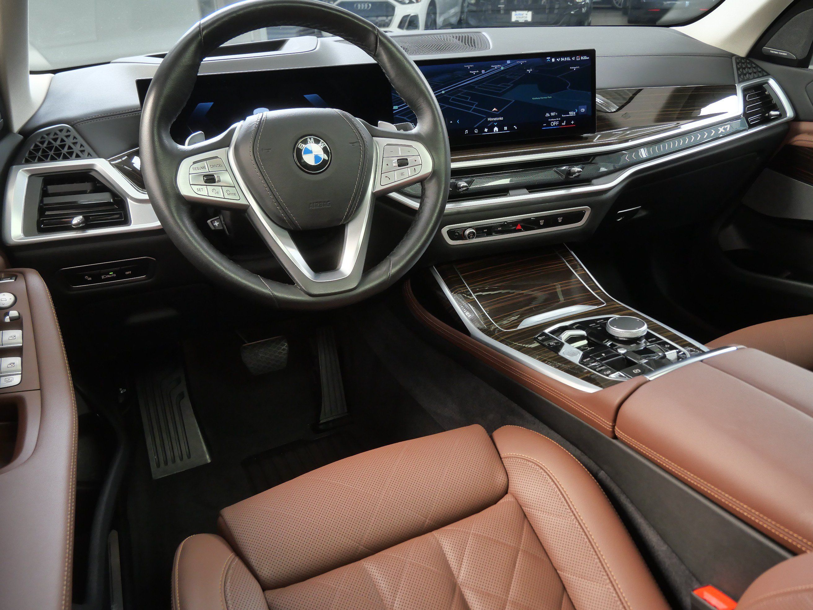 Used 2026 BMW X7 xDrive40i AWD/4WD image 2