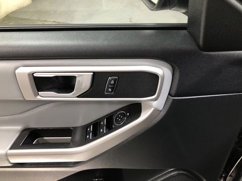 Used 2023 Ford Explorer XLT w/ Equipment Group 202A image 23