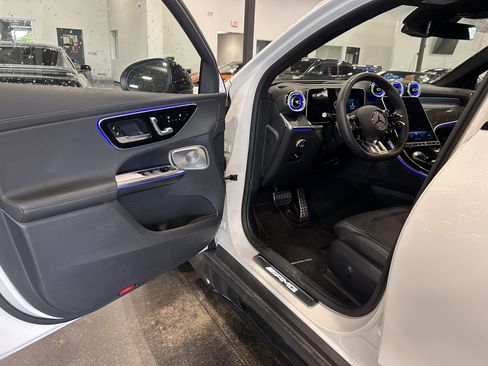 Used 2025 Mercedes-Benz GLC 63 AMG S w/ Driver Assistance Package image 9