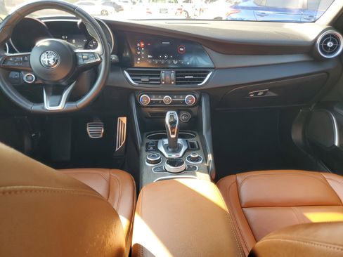 Used 2023 Alfa Romeo Giulia Ti image 13