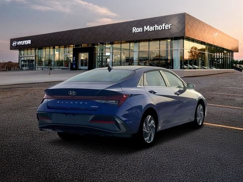 New 2026 Hyundai Elantra Limited image 7