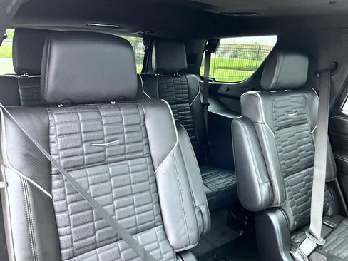 Used 2025 Cadillac Escalade V w/ LPO, ONYX Package AWD/4WD image 20