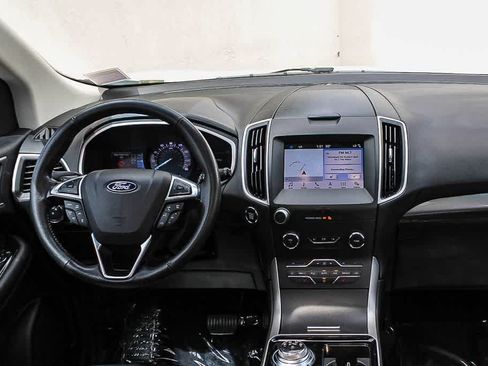 Used 2019 Ford Edge SEL w/ Equipment Group 201A FWD image 11