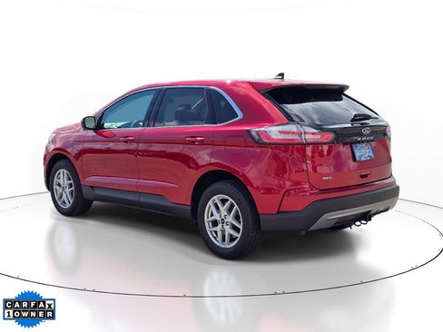 Used 2024 Ford Edge SEL w/ Convenience Package AWD/4WD image 3