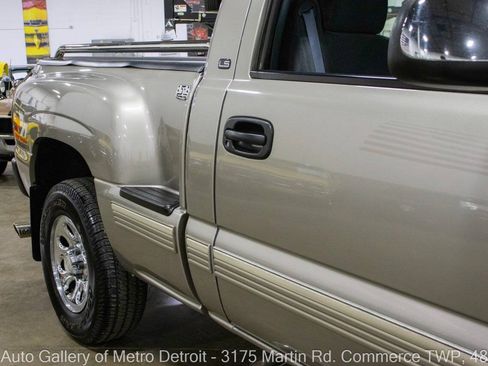 Used 2000 Chevrolet Silverado 1500 LS w/ Off-Road Chassis Pkg AWD/4WD image 24