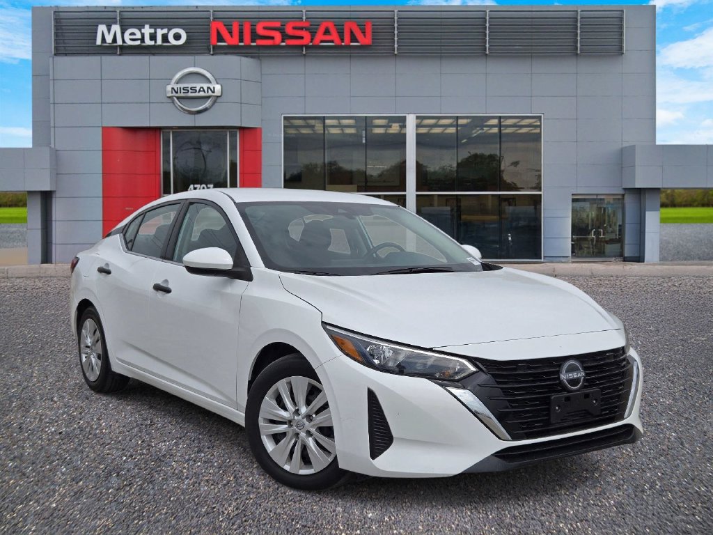 Certified 2024 Nissan Sentra S FWD image 1