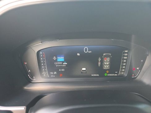 Used 2025 Honda Pilot Black Edition image 21