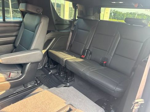 Used 2024 Chevrolet Tahoe LT AWD/4WD image 16