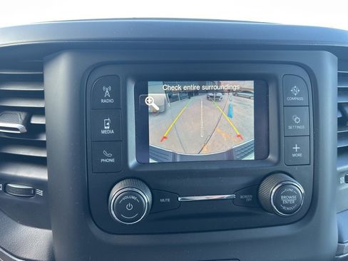 Used 2022 RAM 2500 Tradesman w/ Chrome Appearance Group image 26