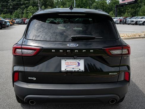 Used 2025 Ford Escape ST-Line AWD/4WD image 8