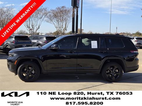 Used 2025 Jeep Grand Cherokee L Laredo image 12
