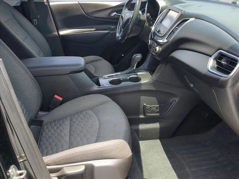 Used 2018 Chevrolet Equinox LT FWD image 20