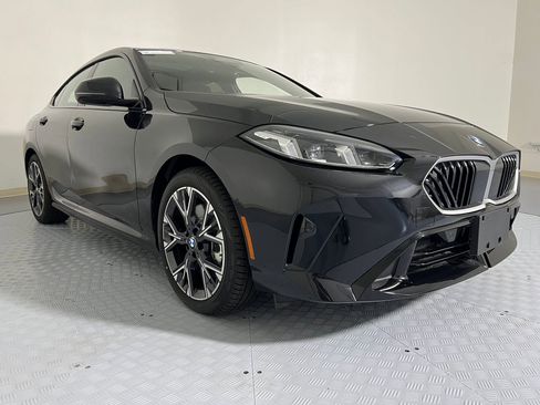 Used 2025 BMW 228i xDrive w/ Premium Package AWD/4WD image 7