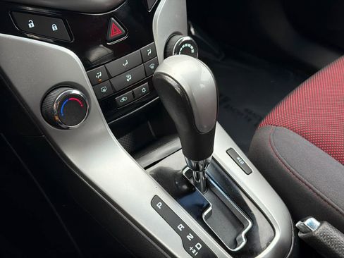 Used 2014 Chevrolet Cruze LT FWD image 27