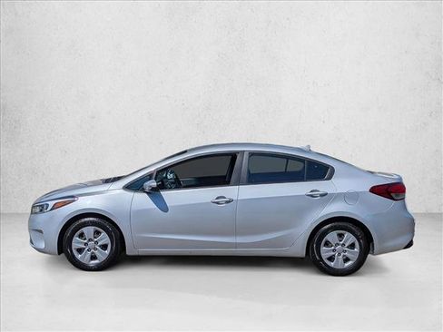 Used 2018 Kia Forte LX w/ LX Rear Camera Package FWD image 8