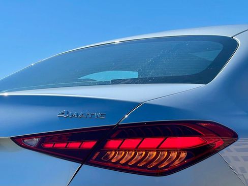 Certified 2026 Mercedes-Benz C 300 4MATIC Sedan image 9