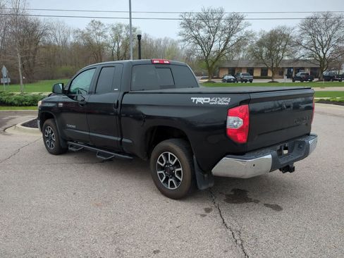 Used 2017 Toyota Tundra SR5 image 6