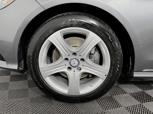 Used 2016 Mercedes-Benz E 350 4MATIC Luxury Wagon image 47