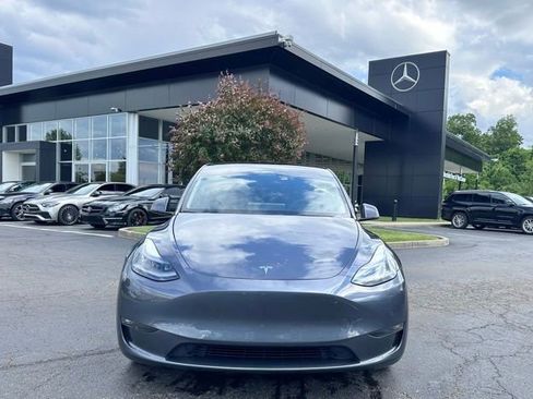 Used 2022 Tesla Model Y Performance AWD/4WD image 2