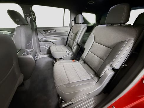 Used 2024 Chevrolet Traverse LT w/ LPO, Floor Liner Package image 23