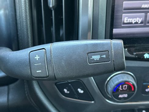 Used 2018 Chevrolet Silverado 2500 LTZ w/ Duramax Plus Package AWD/4WD image 21