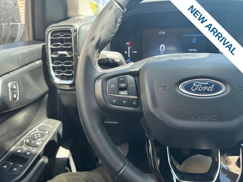 Used 2025 Ford Ranger XLT w/ Trailer Tow Package AWD/4WD image 21