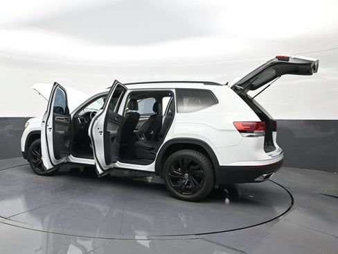 Used 2022 Volkswagen Atlas SE FWD image 30