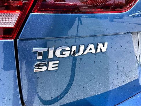 Used 2019 Volkswagen Tiguan SE image 22