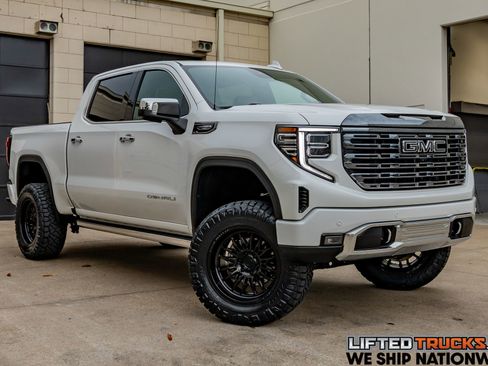 Used 2024 GMC Sierra 1500 Denali Ultimate AWD/4WD image 1