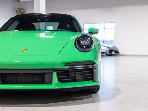 Used 2022 Porsche 911 Turbo S AWD/4WD image 22