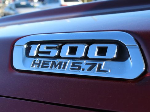 Used 2019 RAM 1500 Laramie image 10