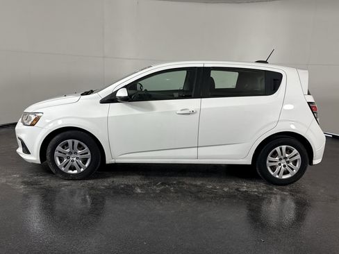 Used 2020 Chevrolet Sonic LT image 7