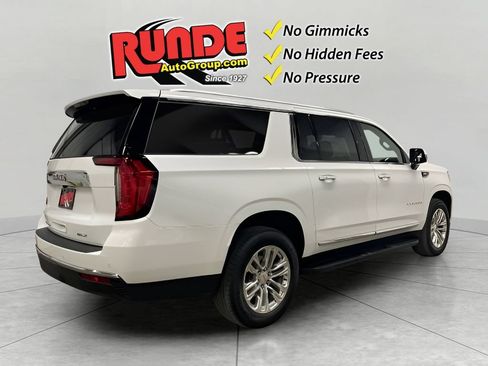 Used 2023 GMC Yukon XL SLT w/ SLT Luxury Package AWD/4WD image 5