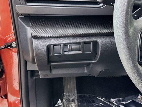 Certified 2025 Subaru Crosstrek 2.0i Premium AWD/4WD image 15