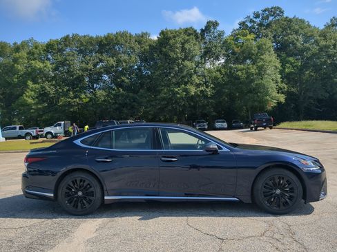 Used 2018 Lexus LS 500 AWD w/ Luxury Package image 2