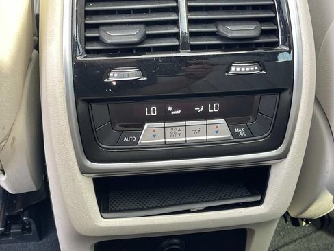Used 2020 BMW X5 xDrive40i AWD/4WD image 17