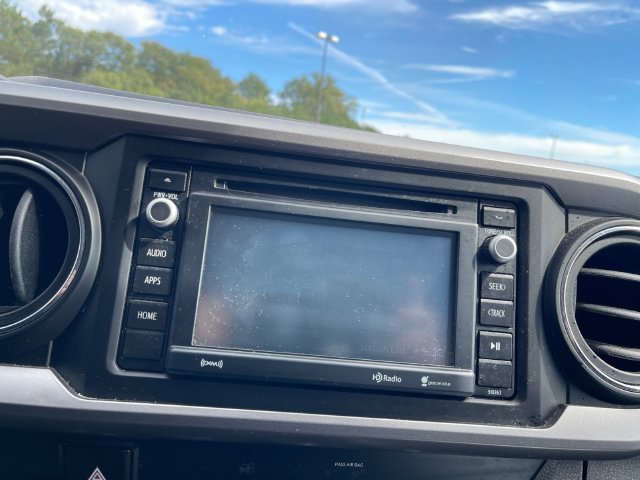 Used 2019 Toyota Tacoma SR5 AWD/4WD image 22