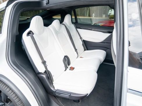 Used 2020 Tesla Model X Long Range image 45