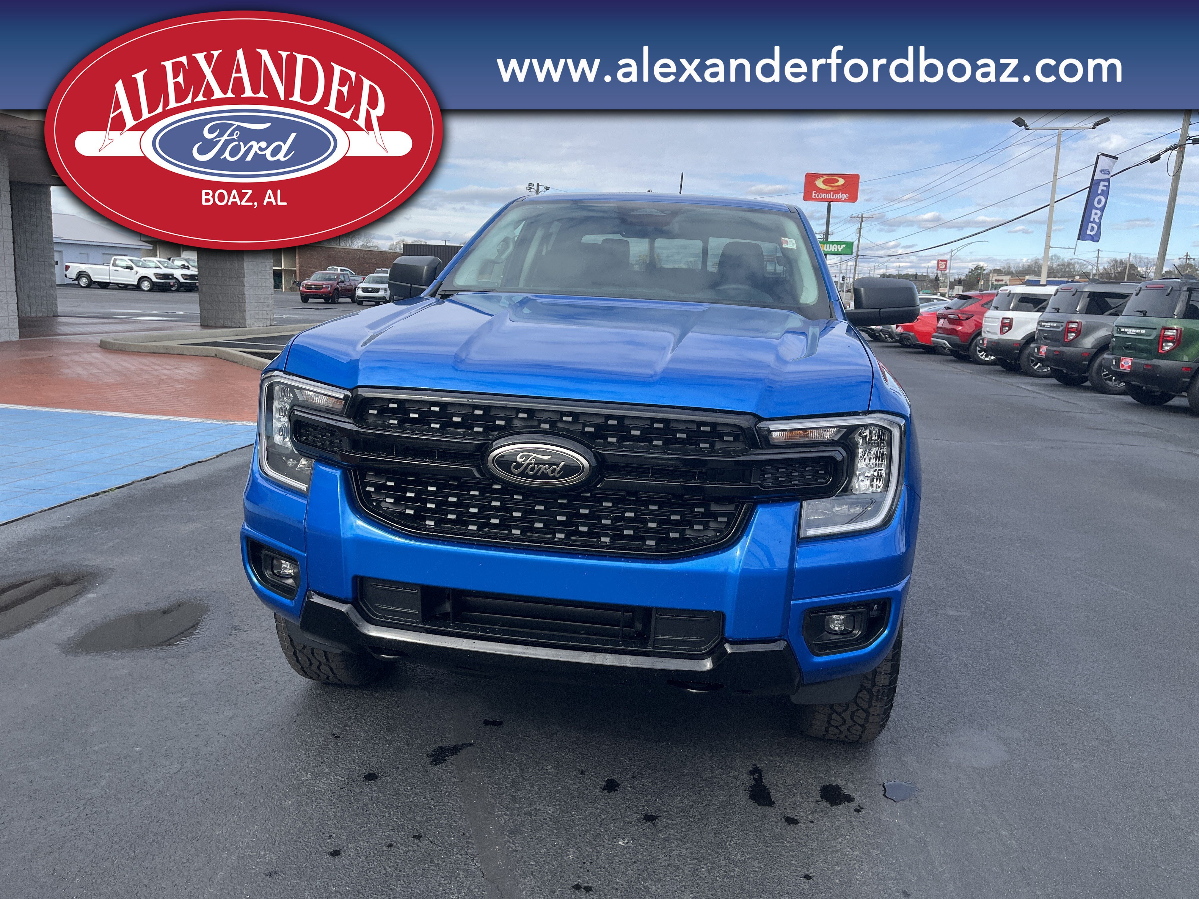 New 2025 Ford Ranger XLT w/ Equipment Group 301A High AWD/4WD image 5