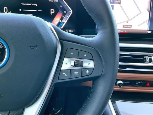 Used 2023 BMW i4 eDrive35 w/ Premium Package RWD image 23