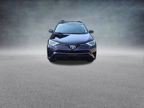 Used 2016 Toyota RAV4 LE AWD/4WD image 10