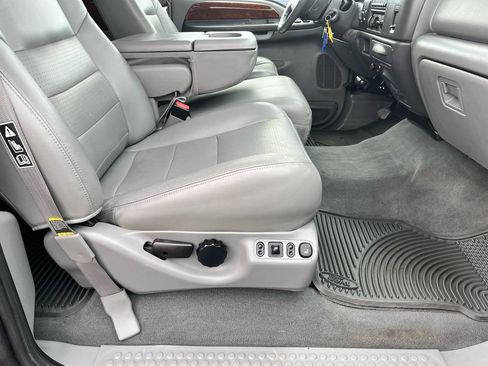 Used 2002 Ford F350 Lariat image 20
