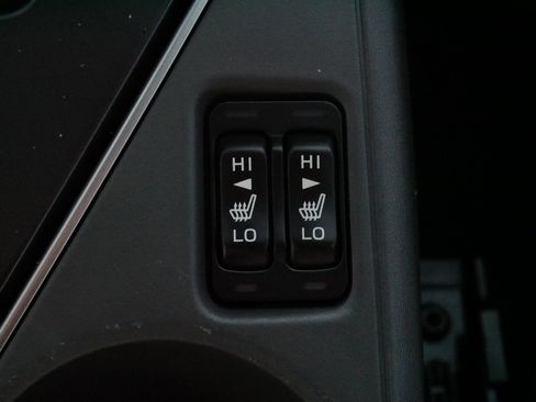 Used 2024 Subaru Crosstrek 2.0i Premium image 27